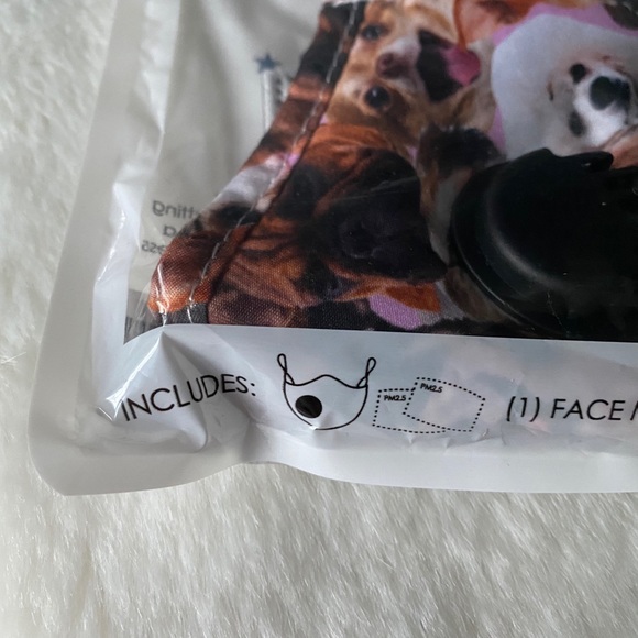 Brand new sealed puppy face mask - Picture 2 of 5